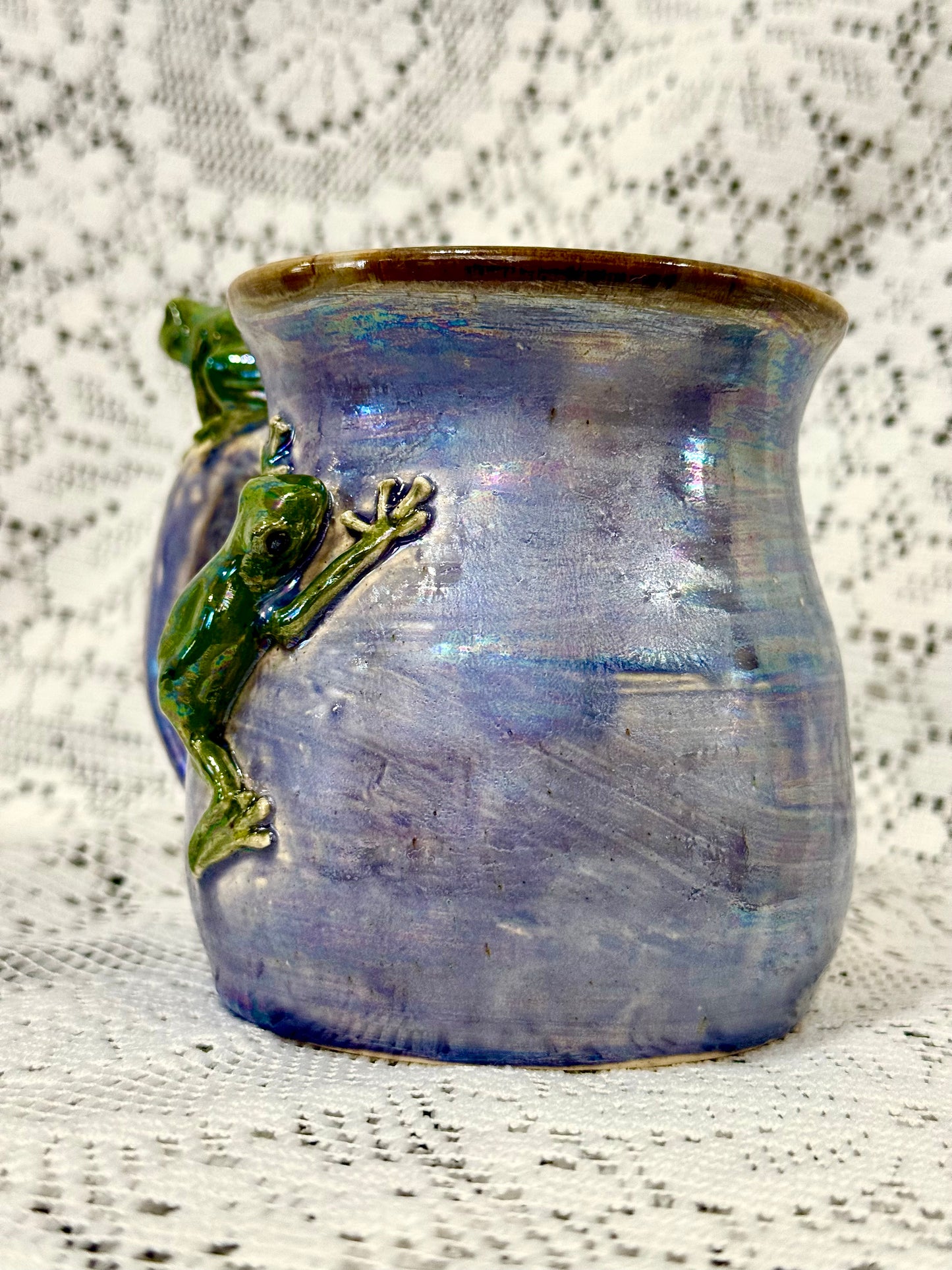 Frog Mug *Iridescent*