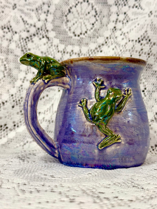 Frog Mug *Iridescent*