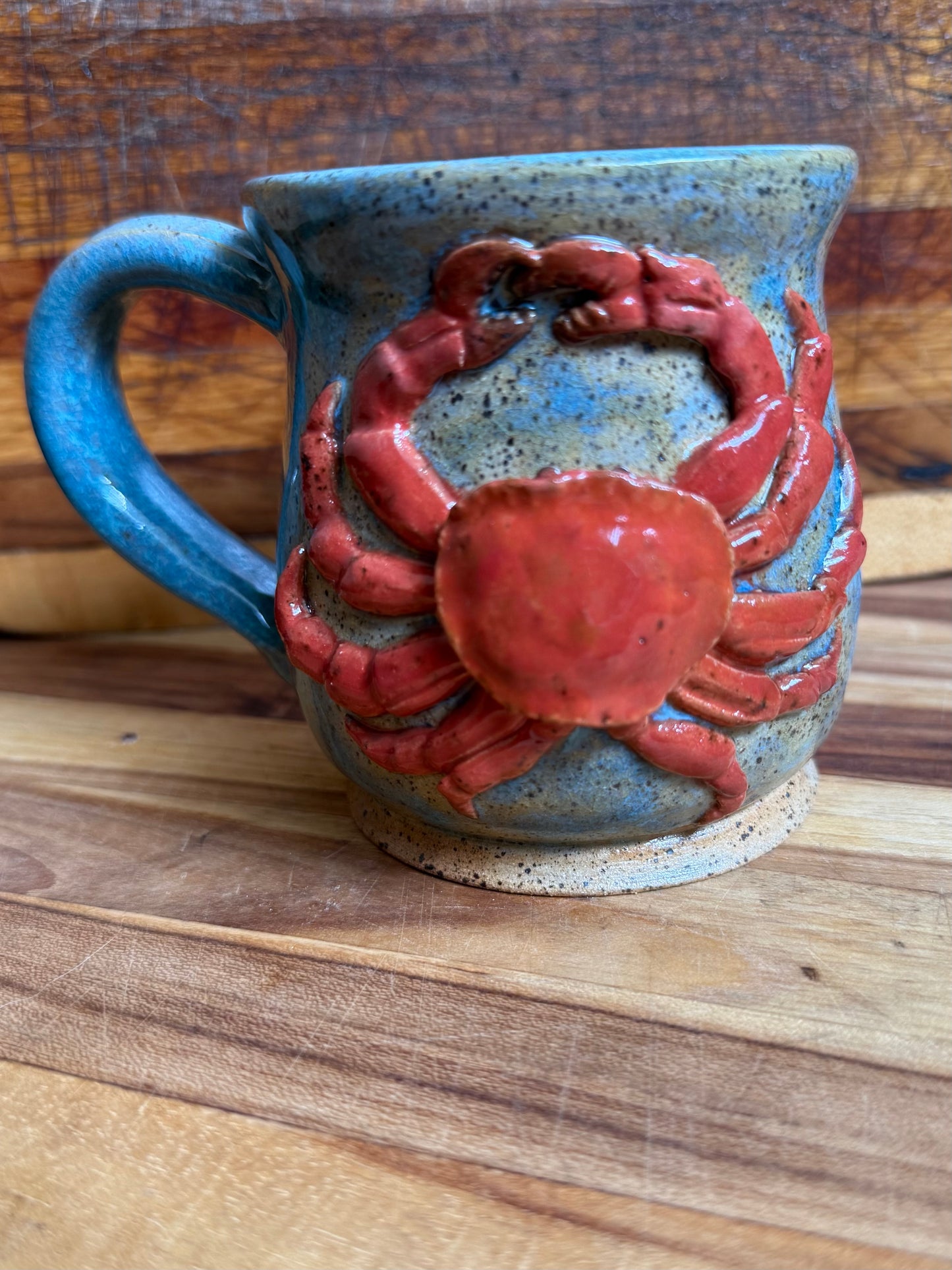 Crab in the Ocean Mug