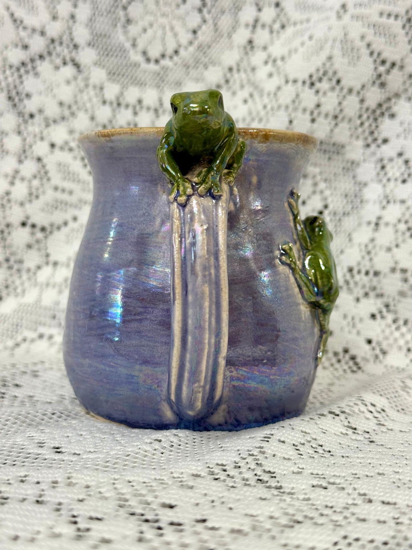 Frog Mug *Iridescent*